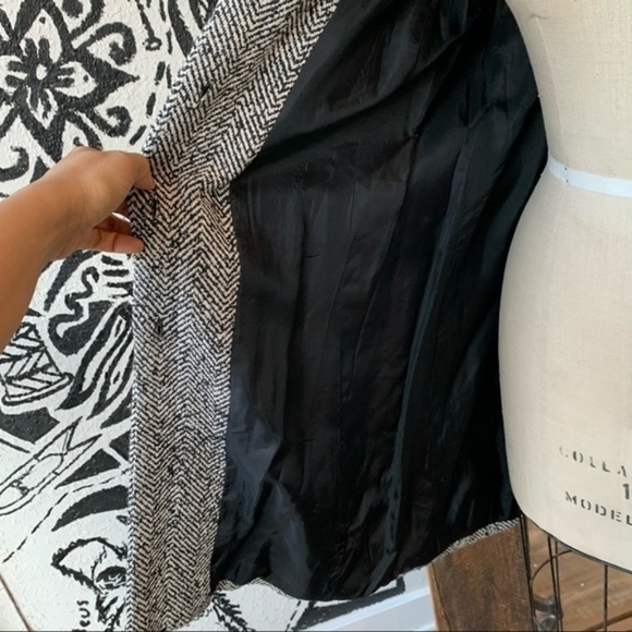 COPY - Embroidered Wool Coat Size XL - Picture 9 of 14